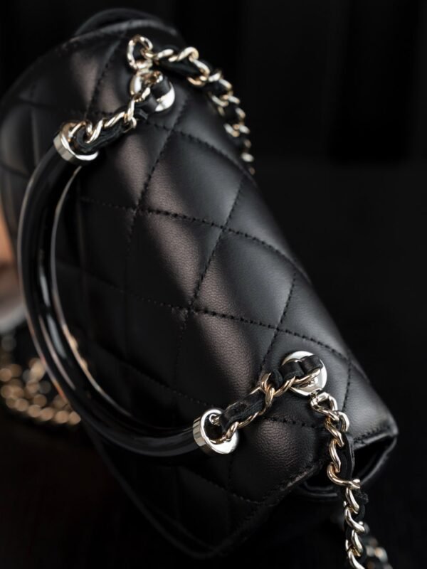 【Pre Sale】25C Chain Handbag Lambskin14x16x6.5cm