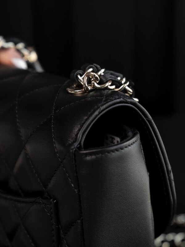 【Pre Sale】25C Chain Handbag Lambskin14x16x6.5cm